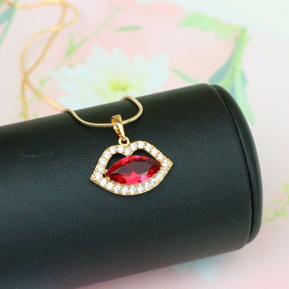 "Rose Gold Lips Pendant with Red Stone – Bold & Stylish, XPPT1206 - Picture 8 of 14